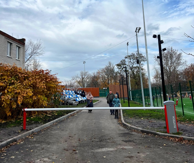 ❌Куряне возмущены новым шлагбаумом, который появился ...