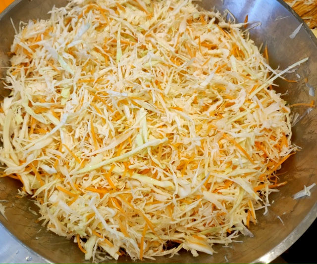 Что у вас с капустой,засолили?Давайте фото пермской ка?...