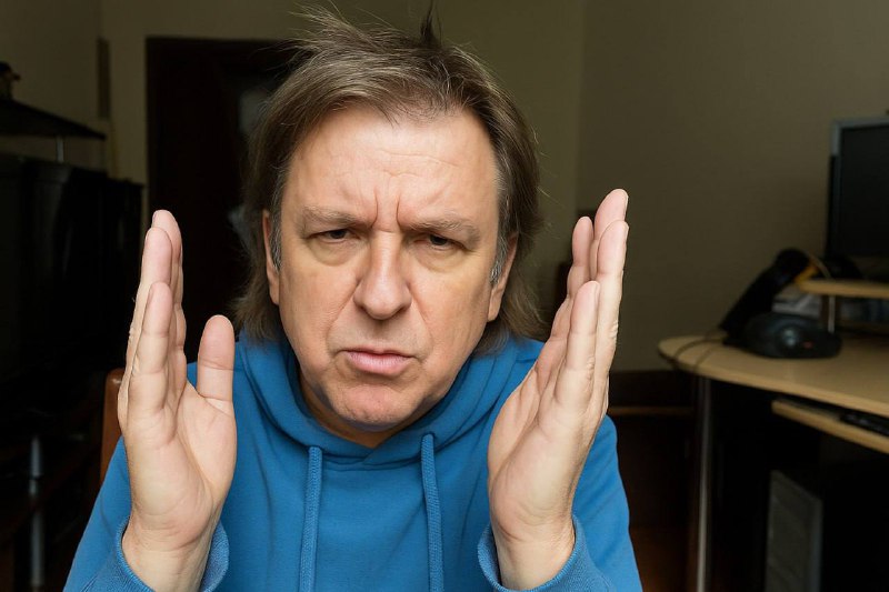 Антарктиды не существует, уверяет Юрий Лоза.
Певец заявил, что это не материк, а гигантская ледяная