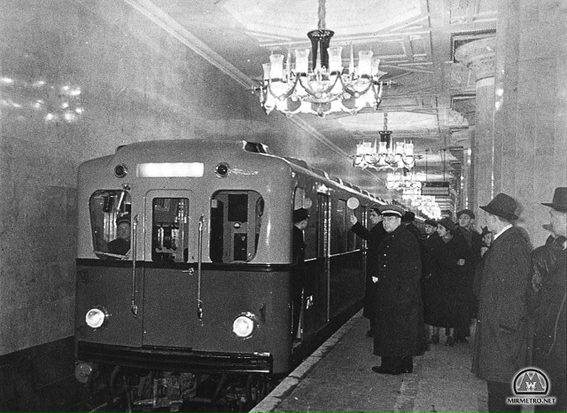 🚇 Петербургский метрополитен отпраздновал 70 лет со д?...