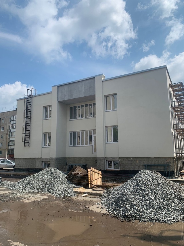 ? В Копейске продолжается ремонт женской консультаци...