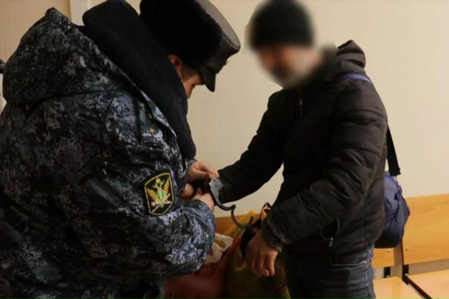 107 мигрантов депортировали из Самарской области в нояб...