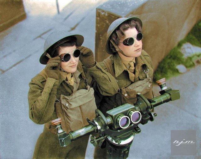 Нaблюдатели из Жeнcкого вспомогательного территориаль?...