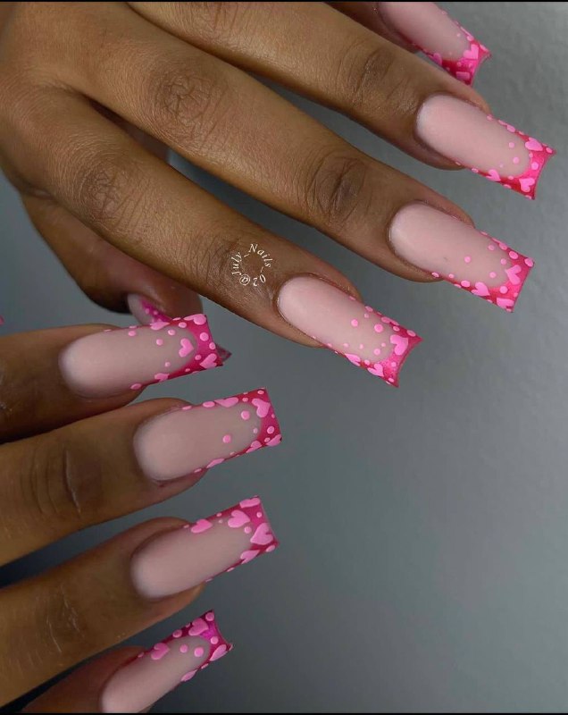 На оценочку маникюр 💅