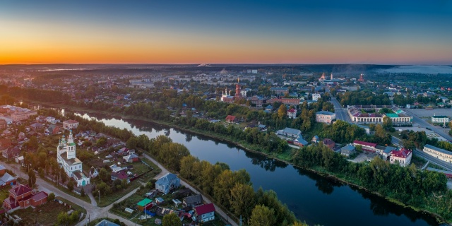 Панорама утреннего Кунгура
Автор: zdorovs