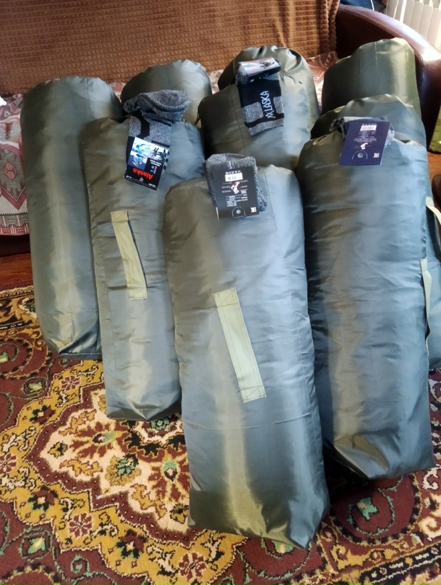 ПОДАРОК в СПАЛЬНИК.
Первые новогодние 9 спальников с п?...