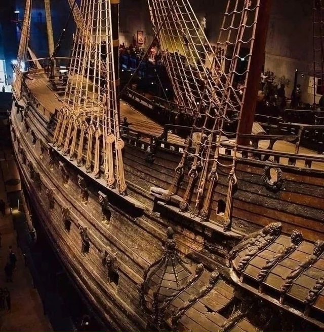 «Васа» — корабль-легенда и символ завышенных амбиций.
...