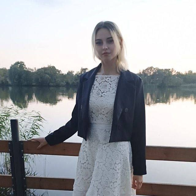 Четверо молодых людей задохнулись в гараже
Два 20-лет?...