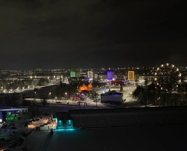 Почему в парке такое плохое освещение? Половина фонаре...
