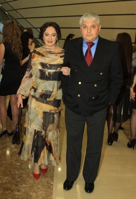 Лариса Гузеева тайно развелась с ресторатором Игорем ?...