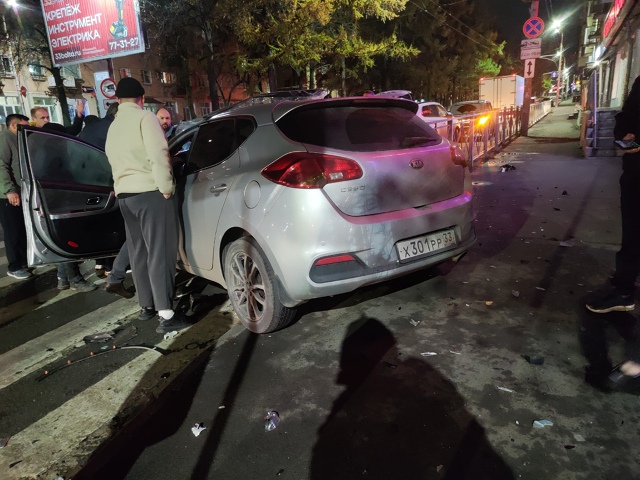 Ищем свидетелей дтп на мира. Таксер видео удалил(