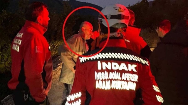 😁Πрοпавший мyжчинa... пοмοгaл исκaть самοгο ceбя
50-лeтний...