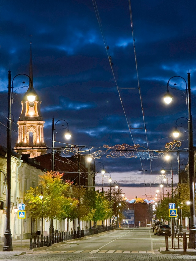 Огни родного города 😍
📷 Сергей Чекалов