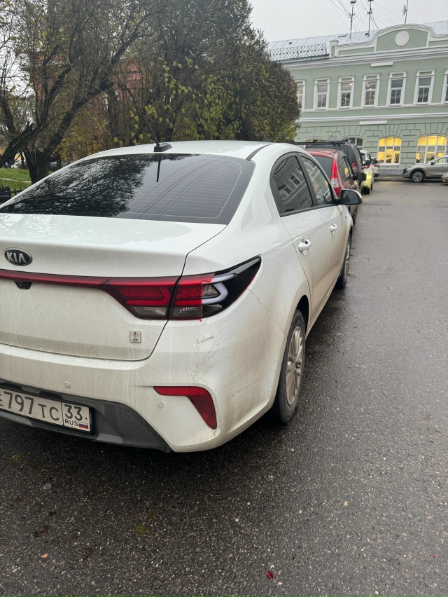 Центр, газель пыталась проехать, но по случаю ДТП, скры?...