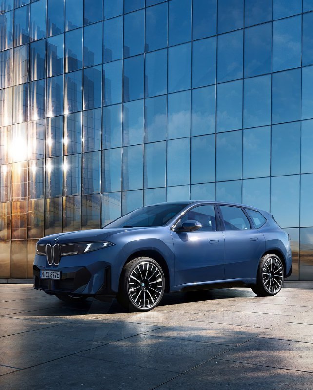 ❗️BMW официально показал новый iX3 с узкими «ноздрями» в стиле 80-х
Электрокроссовер оснащён моторо