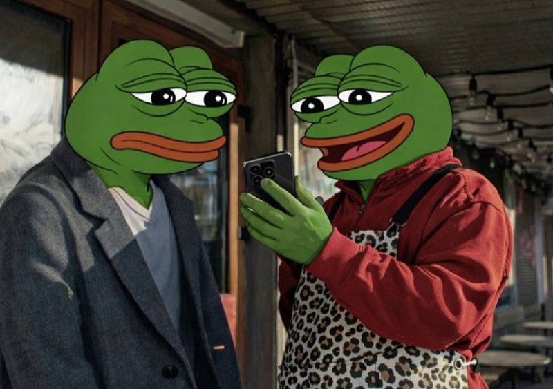 я: да задолбали лезть с фотками детей
также я с фотками своего кота: