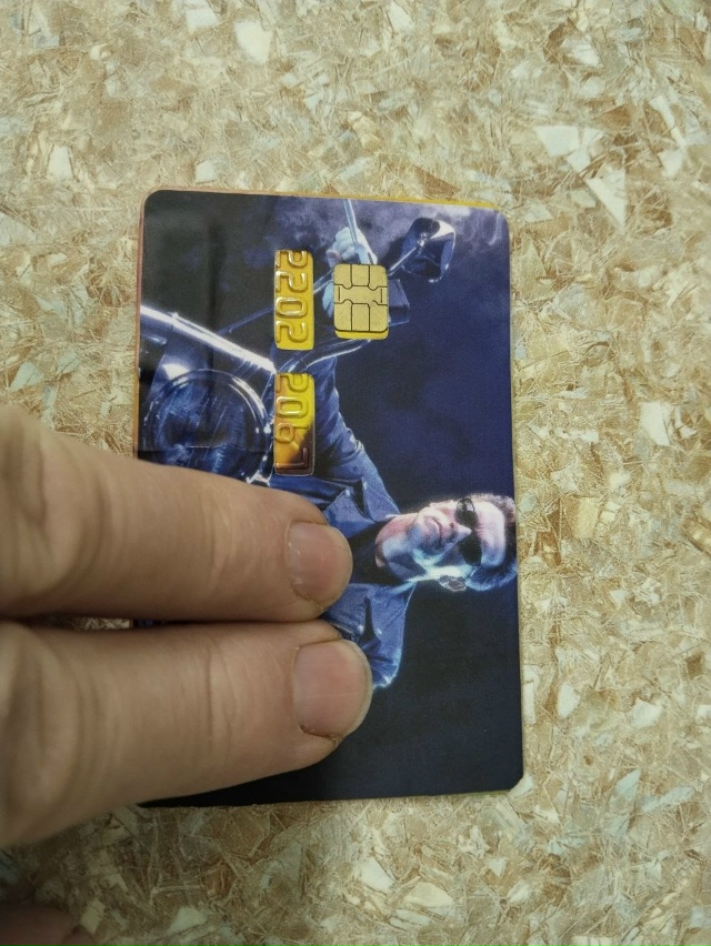 Сегодня была найдена банковская карта,ищу хозяина