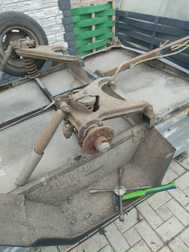 Ищу рычаг от прицепа писать в личку