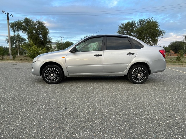 Продам Lada Granta 2013 год.
Автомат.
Кондиционер. Эл.усилител?...