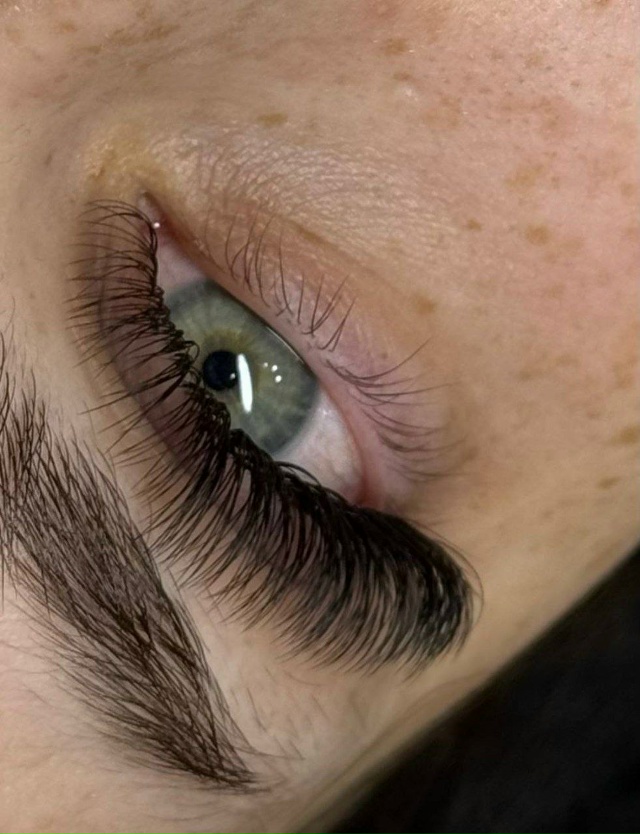 Всем Добрый День 🌞
Я начинающий мастер - Наращиванию ?...