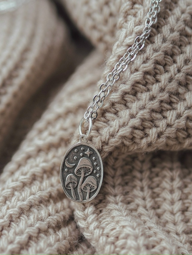 Царство Mycota: штучки с мухоморами и не только от брендов...