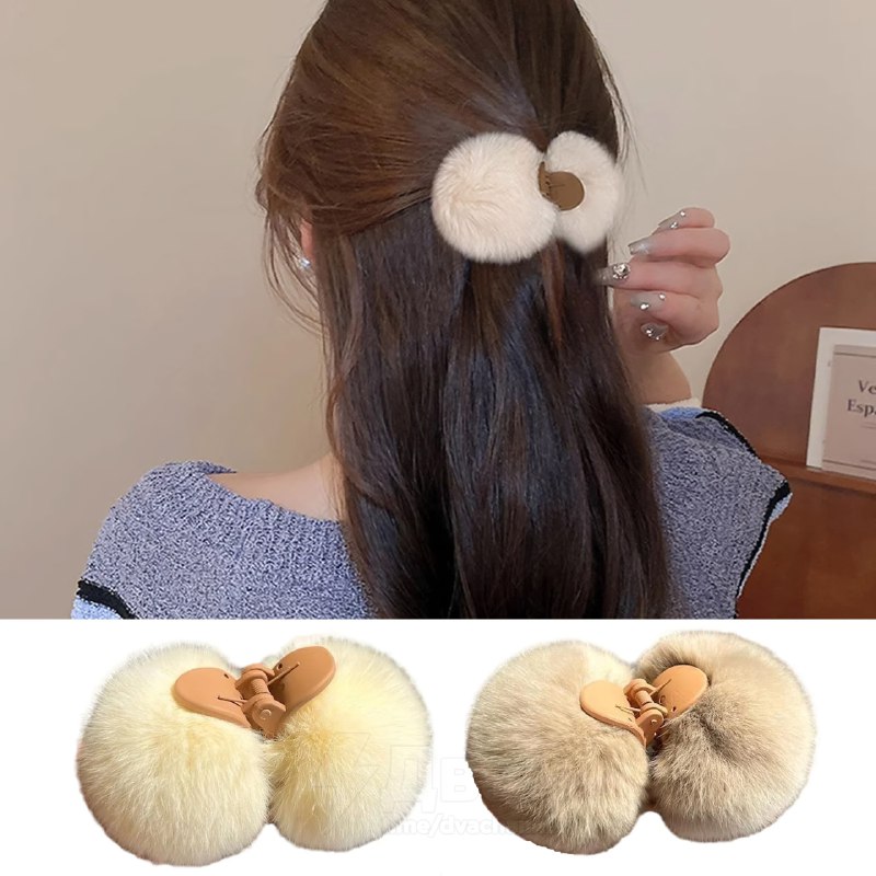 В России начали продавать заколки для волос в виде кошачьих орешков
Цена имбы — 300 рублей.