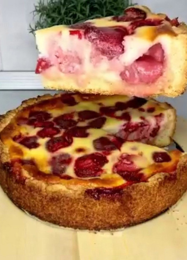 Сногсшибательный летний пирог с клубникой - аромат сто...
