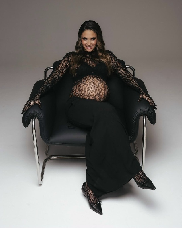 Ребята, слухи вокруг Агаты Муцениеце просто взорвали с...