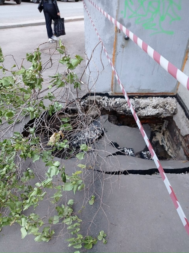 В Самаре возникла серьёзная проблема с жилым домом №13 ...