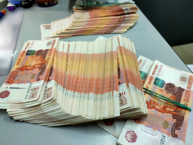 9 миллионов рублей лишилась пенсионерка из НАО из-за те...