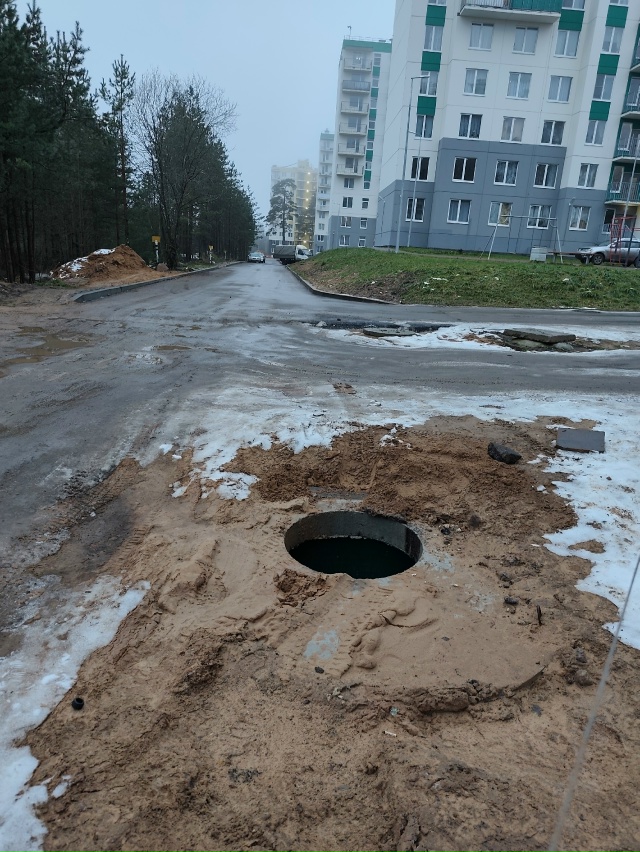 Медведское 15 корпус 3 ! Ни ограждений, ни люка! Освещени?...