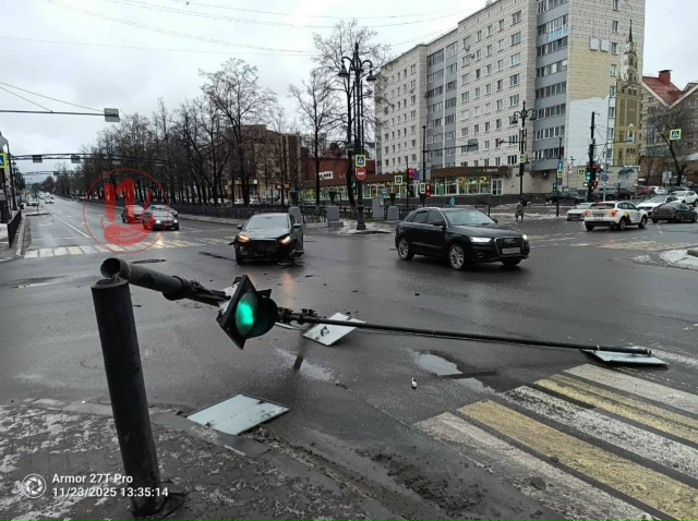 ДТП на пересечении Компроса и Советской