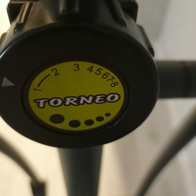 Продается эллиптический тренажёр. Torneo.В хорошем состо?...