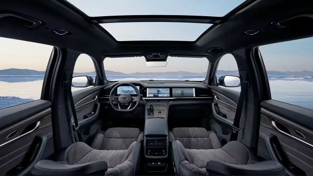 Новую «Волгу» показали в России — флагманский кроссов...