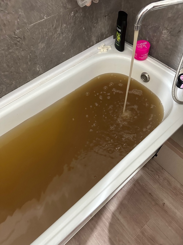 Там у водоканала то как ,все хорошо ?