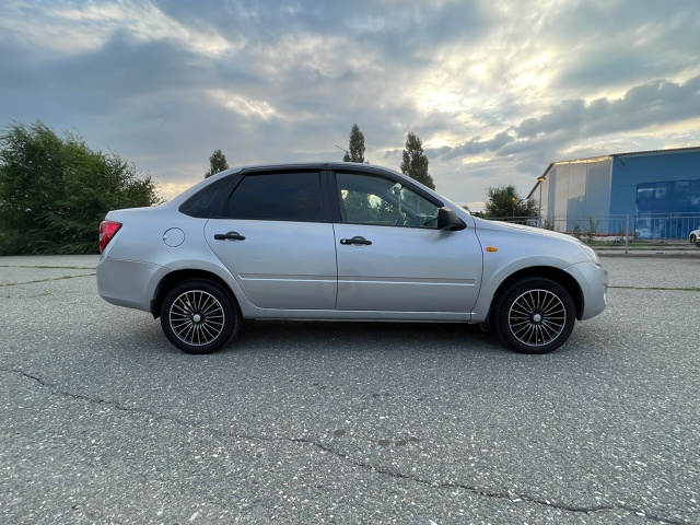 Продам Lada Granta 2013 год.
Автомат.
Кондиционер. Эл.усилител?...
