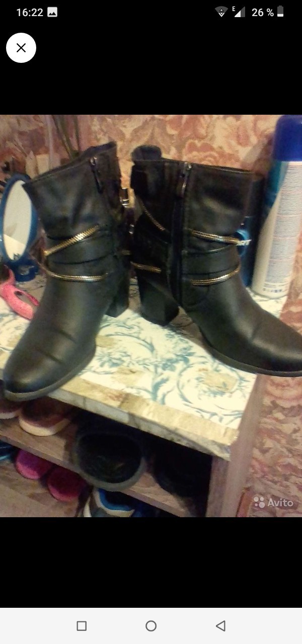 Отдам ботильоны 38 и 37 р -р в отличном состоянии, набойки...