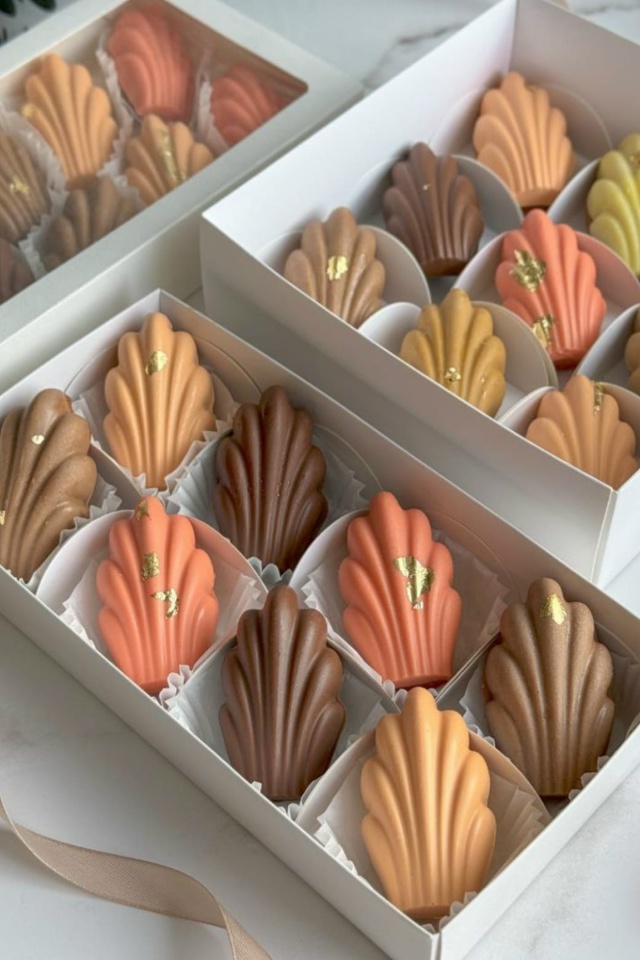 Не за горами самый нежный добрый праздник🌹 День мамы??...