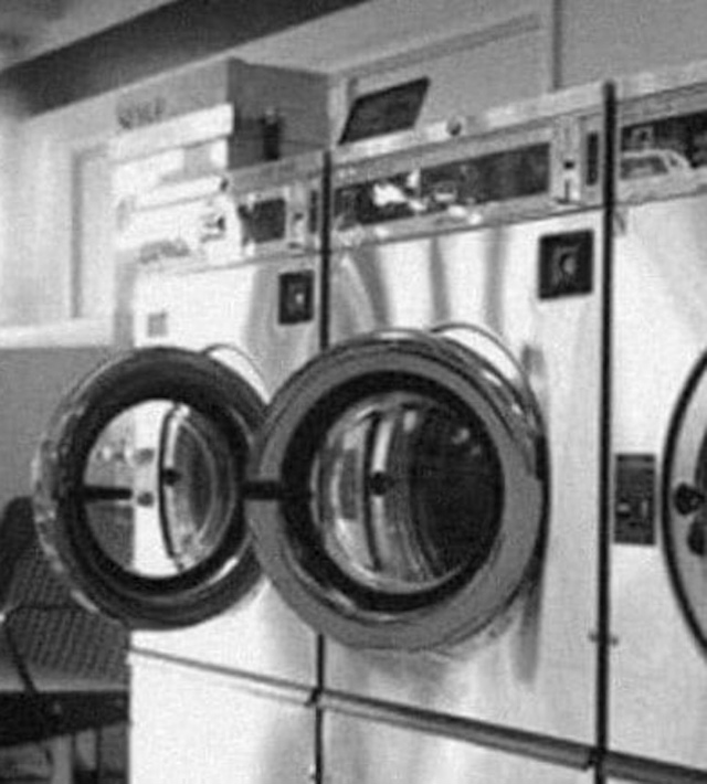 Поскольку Аль Капоне было сложно использовать незакон...