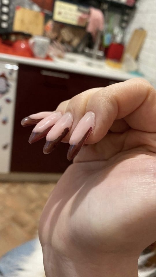 Муж дал 3к за маникюр, и мне пришлось заплатить за это?