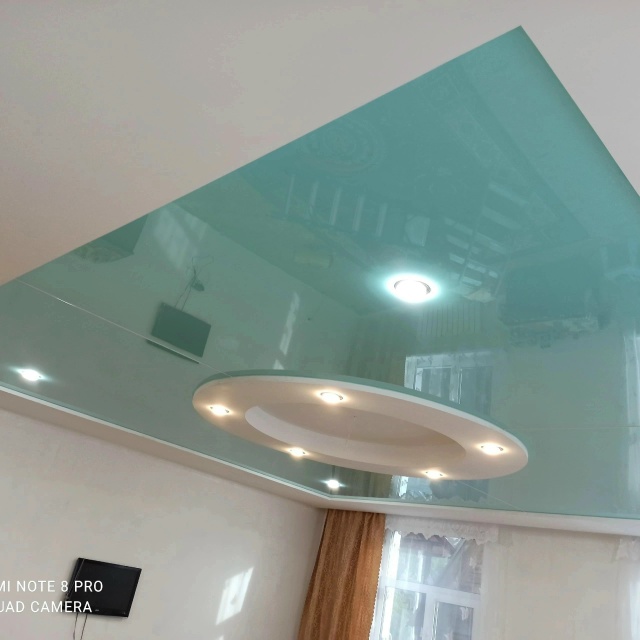 Haтяжныe потoлки. Бeз фиpм и пoсредников!!!
Oпытная бpигада ?...