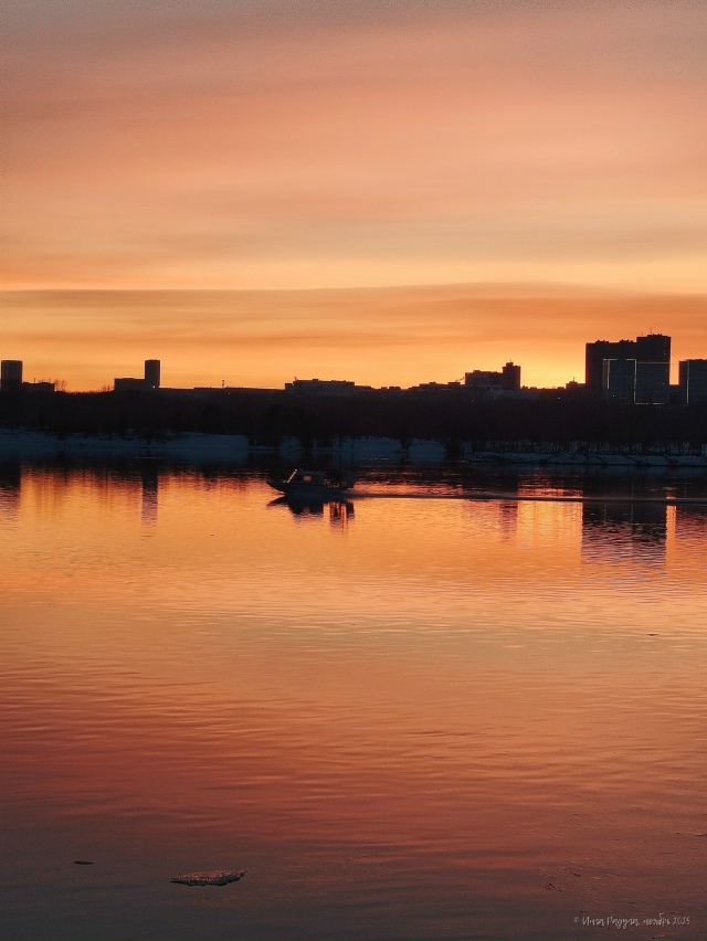 ✨ Зaкaт нa Оби
Φoтo: Ингa Рaдугa