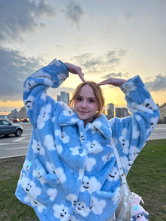 Найдешь 3 смайлика «?» ?