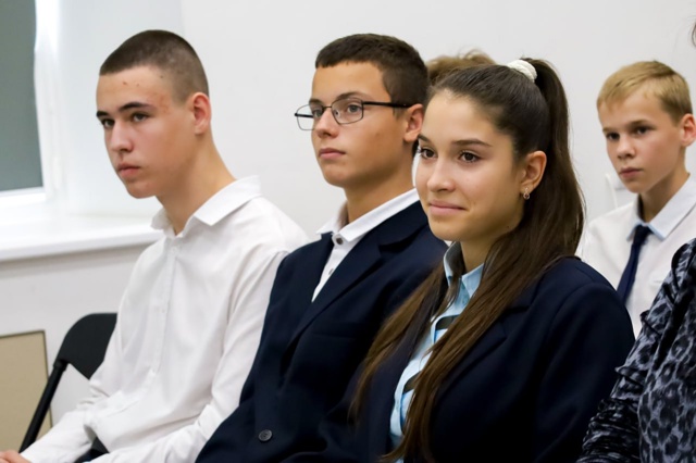 Форум ученического самоуправления проходит в Евпатор?...