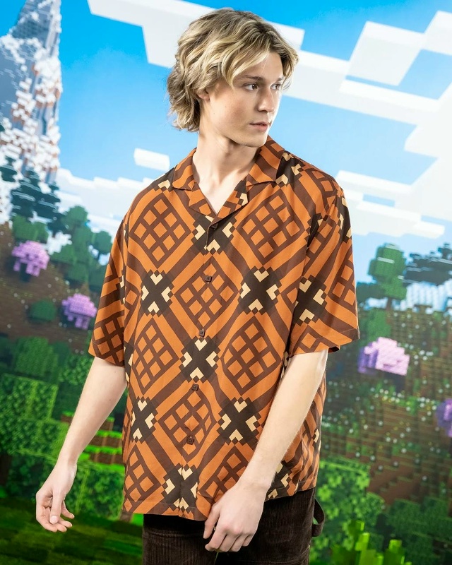 Бренд Very Cool выпустил коллекцию по Minecraft.
В неё вошли ко...