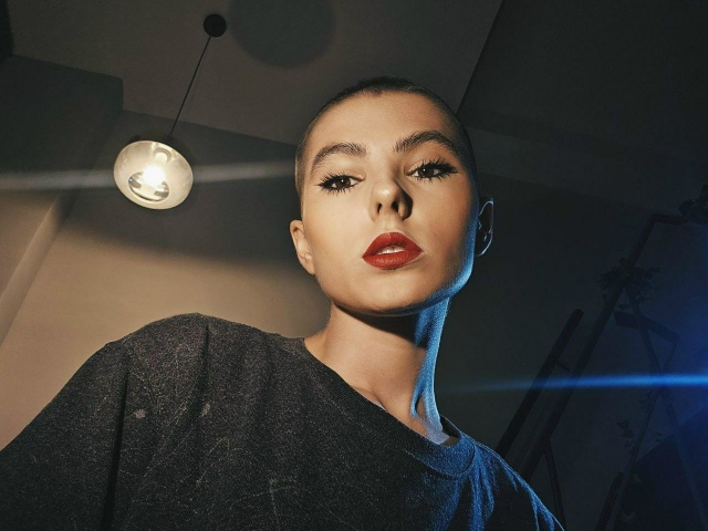 Блогер Ирина Антонова, известная под ником Ира Небога, ...