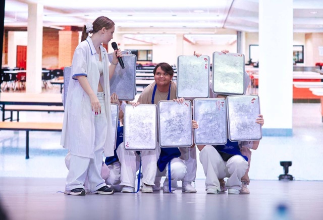 Квнщики ярко отметили день рождения своей любимой игр?...