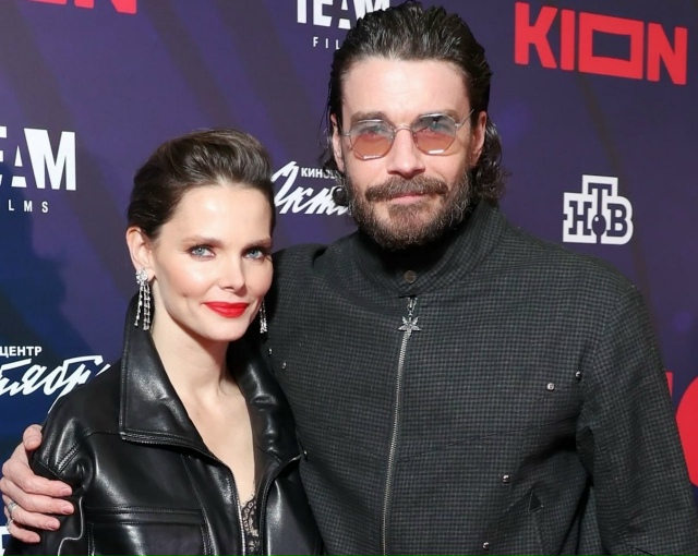 Боярская и Матвеев впервые за долгое время вместе вышл...