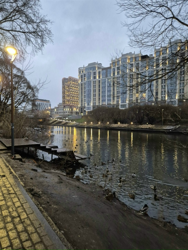 Екатеринбург в первый день зимы.