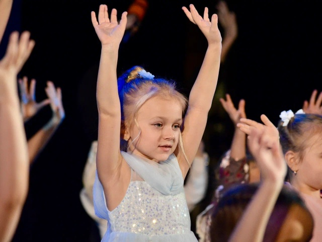 В преддверии праздника День матери в Можайском культу?...